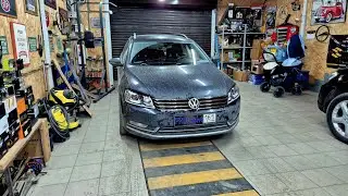 Volkswagen Passat Замена штатных ксеноновых линз на BI-LED Zorkiy F40 4500K gen5 с размытой СТГ 