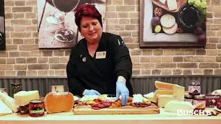 How to Create Your Own Cheese Board