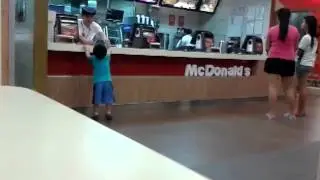 My 2 years old kid buying alone a softdrink | Ezer II Dapilaga