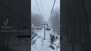 Steep Ramp + Ice = 🍌🤸 @ Sugar Mountain #snowboarding #snowboardfail #skifail #sugarmountain