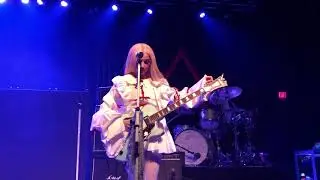 Everybody Wants to be Poppy live in Philadelphia