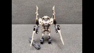 Обзор трансформера Sideswipe - DA08 - Deluxe class - Dark of the Moon - Takara Tomy. Музей Р-ТФ.