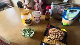 Cooking with the Kitties👩&zwj;🍳😺Chicken Bacon Ranch Pasta Salad #cutecats #cooking  #pastasalad #Recipe 