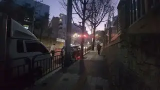 안방서 유튜브 보고 300만원짜리 패딩을 10만원에…짝퉁 사라고 꼬드긴다. 불법에 가담하지마라. 그냥 자기 형편대로 살아라. 괜한 가짜 사서 과시하지말고.#가짜#짝퉁#허세