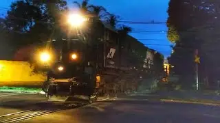 Trem Locotrol partindo de Maring&aacute;. Passando pela Unica PN da cidade.