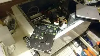 Checking out 6 flea market hard drives with HDAT2 and SpinRite (do-over)