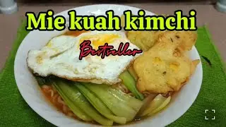 Hujan deras,cocok nya bikin Mie Istan kimchi full toping ala@sayidahvlogs