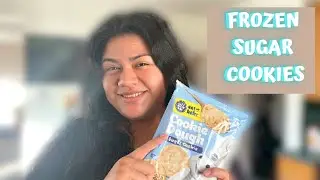 PILLSBURY READY TO BAKE SUGAR COOKIES | HOW TO BAKE FROZEN COOKIE DOUGH | VLOGMAS #6 |HELEN CAROLINA