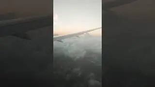 Beautiful sunrise from japan #sunrise#japan#flight  #youtubeshorts#short