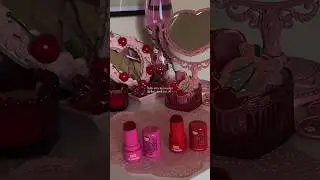 Lip Smacker Hello Kitty So Jelly Lip & Cheek Tint🎀✨️ [vid: yeyaxo] #lipsmackers #jellylip #cheektint