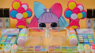 HUGE LOL SURPRISE DOLLS! Satisfying Slime Mixing with Makeup,Eyeshadow,Blind Box into Clear Slime