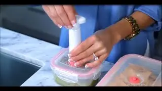 Lasting Freshness vacuum food containers with lids