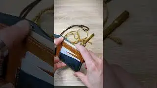 Wings 2 Wallet made in Pueblo Leather Navy and Cognac stitched with caramel thread. Leathercraft