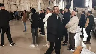 😳 &iexcl;ALGO EXTRA&Ntilde;O sucede: &iexcl;JUDIOS REALIZAN RITUALES Y REZOS ESPECIALES en el Muro de los Lamentos!