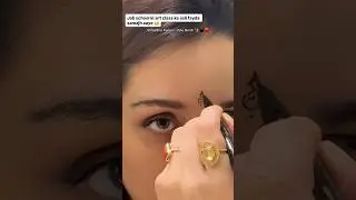 Shraddha Kapoor style Bindi hack⚫️🔴#shorts #beautyhacks #viral #makeuphacks #bindihack #bindi #fyp