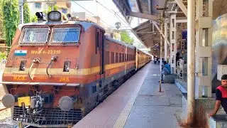 01025 Dadar - Ballia Special Train with The Power of WAP-4 Cross Sion