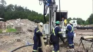 Sonic Drill Rig