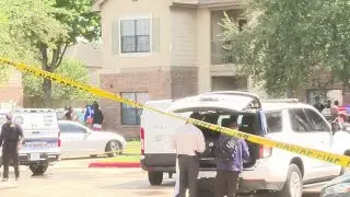 Man fatally shot outside apartment in Houston