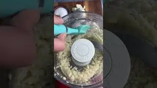 Toum Lebanese Garlic Sauce