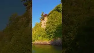 Coastal Homes Outside Ballard Locks | DJI Avata Drone Tour Over Seattle&rsquo;s Puget Sound Shoreline