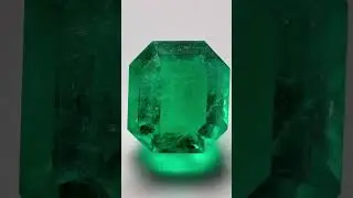 Natural  Emeralds Loose Emerald Jewelry Showcasing Color Variation Origin And Fine Gemstone Beauty