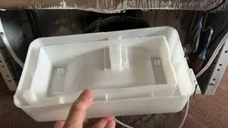 How to remove/clean your fridge freezer drip tray