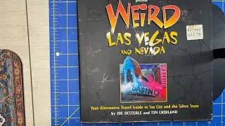Weird Vegas #flipthroughfriday  @GwenTheTrashWitch 