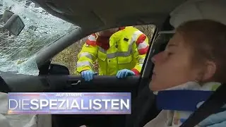 Baby Paul verschwindet vom Unfallort! | Die Spezialisten | SAT.1