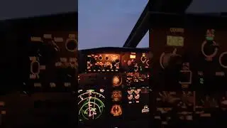 Boeing 737-800, zgadnijcie gdzie. Fly Safe! #lotnictwo #aviation #boeing