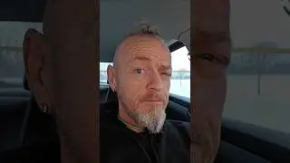 Скажите мне, что это ИИ.