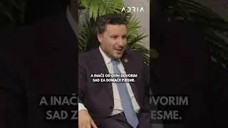 &Scaron;ta Dritan Abazović poručuje u kafani