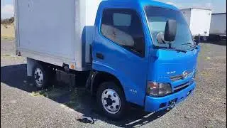 Vendo Camión HINO 300-514 Año 2012 con caja seca, listo para trabajar Tel y WhatsApp 55 74 20 1600 