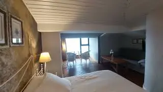 Hotel Castillo de los Locos , Suances .   Un para&iacute;so con vistas al mar.
