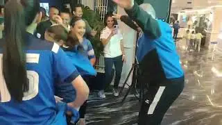 Une Tr&egrave;s Bonne Danse Kabyle De L'entra&icirc;neur De L'&eacute;quipe Filles De B&eacute;ja&iuml;a Volleyball 💃🏻🕺🏻😍