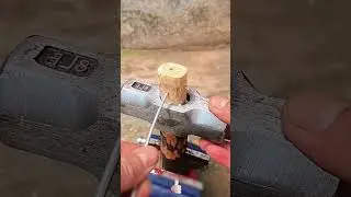 Skills for fixing the hammer handle with wire