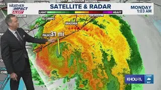 KHOU 11 team coverage at 1 a.m.: Hurricane Beryl approaches Texas coast