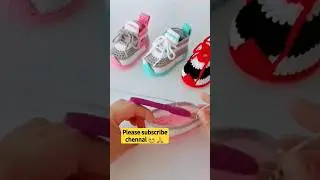 Woolen children's shoes woolen with hooks /bacho ke garam moje #woolencraft #youtubeshorts #shorts