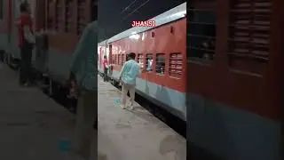 jhansi to delhi #train #railway #youtubeshorts #viralvideo