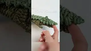 Woven Crocodile #handwovenelegance #handcrafteddecor #craftycorner