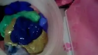Mezclando mi colecci&oacute;n de slime/ GIORGIO MANIA