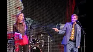 BMX Bandits  Serious Drugs Live (Party at the Palace)