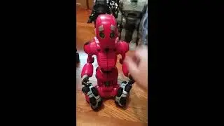 WowWee Tribot Display