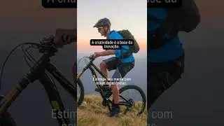 A criatividade é a base da inovação.