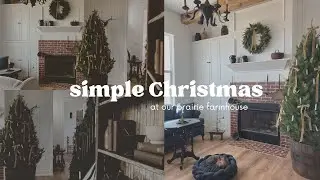 Simple Christmas | Decorating With Real Greenery