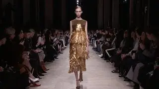ROCHAS Fall Winter 2017/2018 Fashion Show