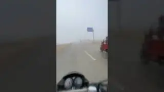 Blurry vision 🥶 #youtube #youtubeshorts #shorts #bike #rider #riding #honda #pridor #100cc #fog