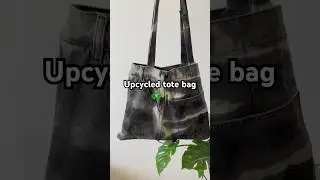 Upcycled tote bag from old thrifted jeans #upcycled #upcycledfashion #recycle #sustainablefashion