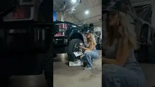 Этот кронштейн Factory Aftermarket предназначен для чистой установки моих фар #RigidIndustries 360👌🏼
