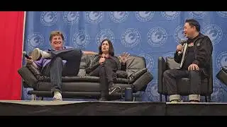 The Worlds of Final Fantasy with Richard Epcar and Ali Hillis (@comicconrevolution )(w/ Me)
