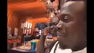 Listen to this beautiful recitation of Surah Yusuf by a pilgrim in a restaurant. SubhanAllah! 